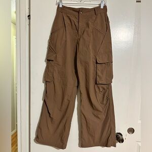 HALARA brown cargo pants. Never worn!